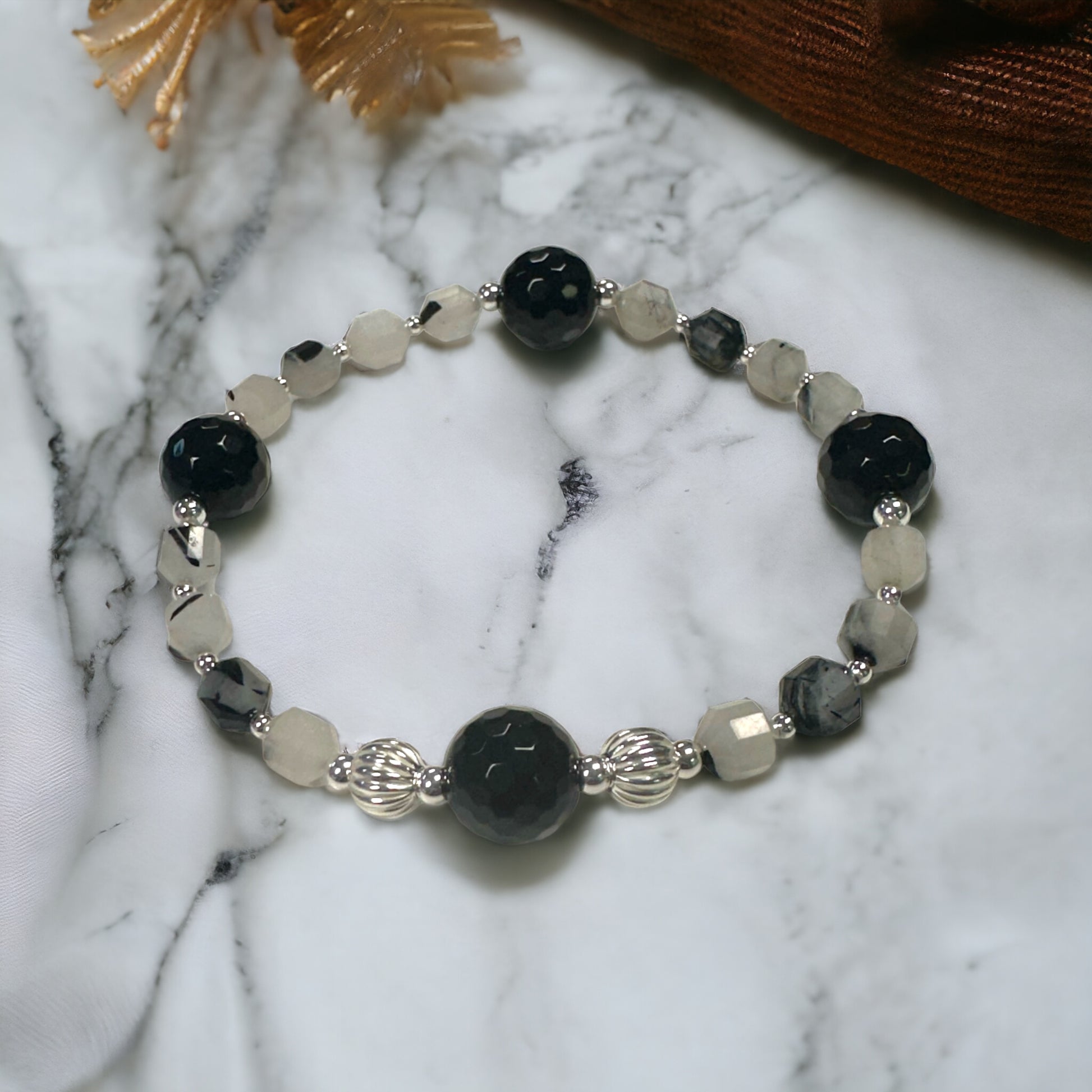 Rutilated Quartz and Onyx Bracelet Kit