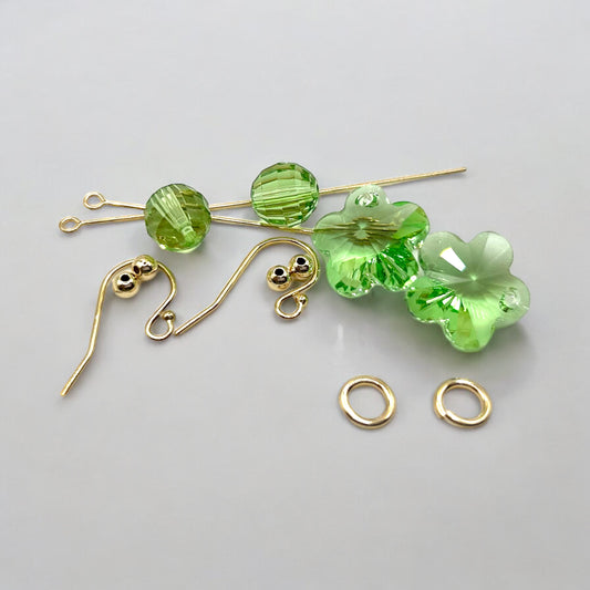 Pretty in Peridot Birthstone Earring Kit