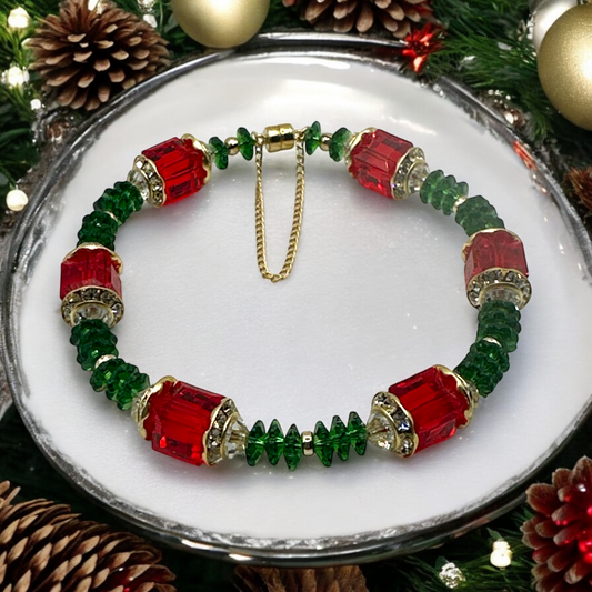 Garland and Gold Christmas Bracelet Kit - Limited Edition