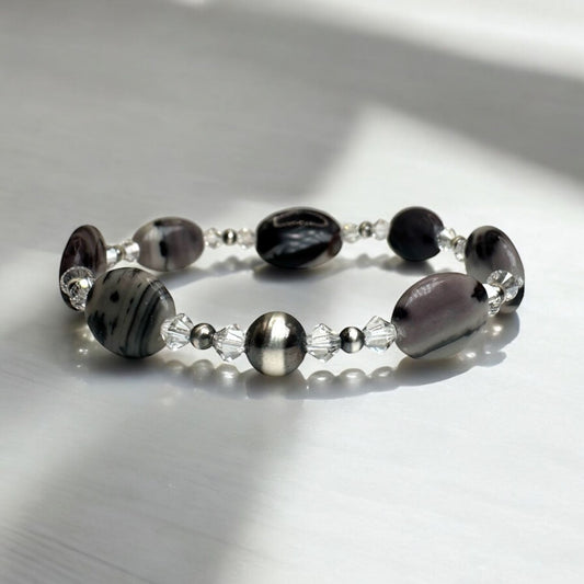 Dynamic Dolomite Bracelet 