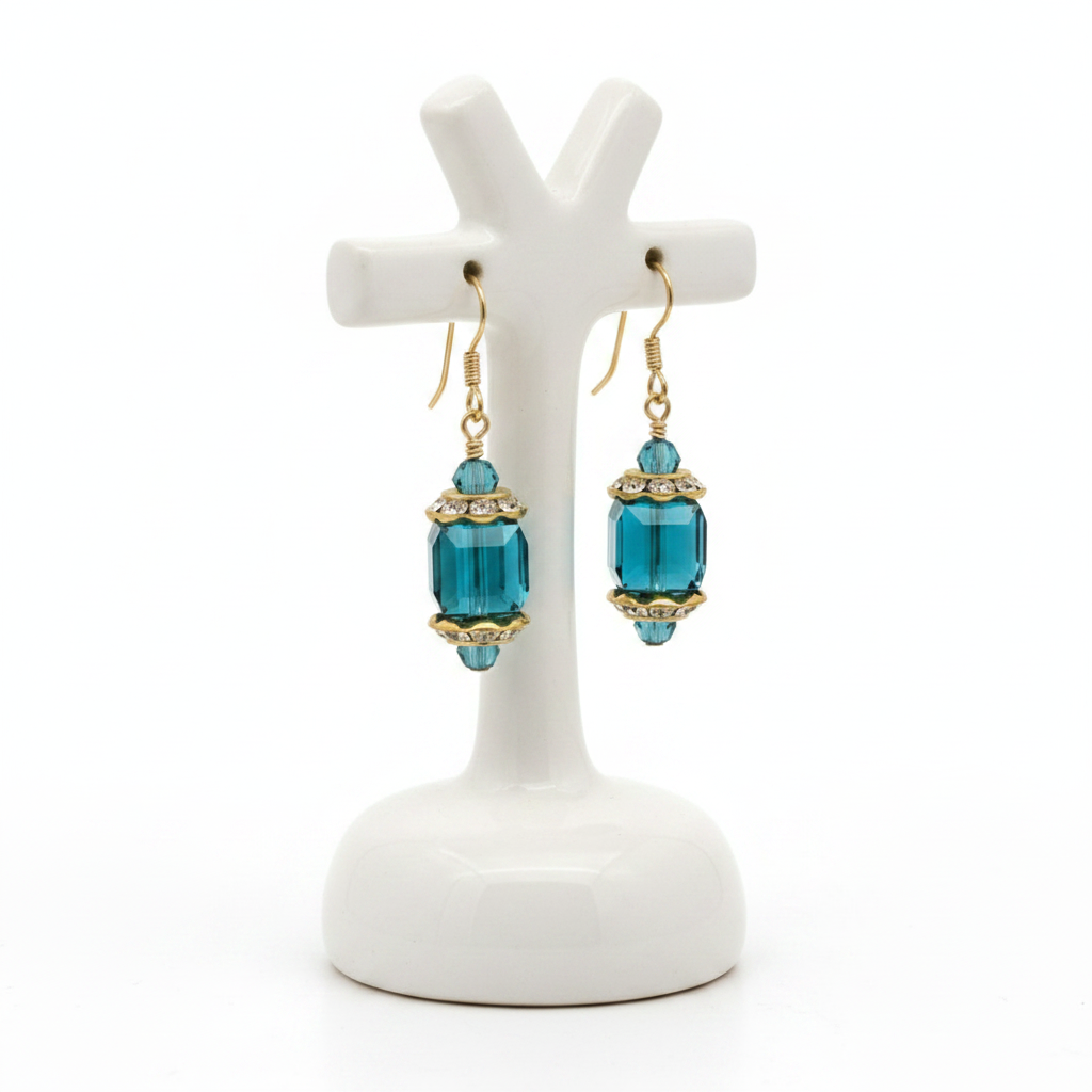 Earring Stand Shot