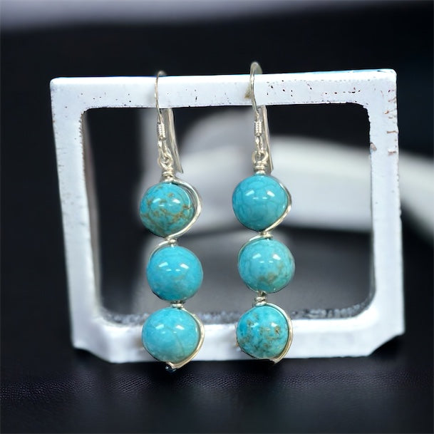 All Wrapped up Gemstone Earring Kit colour in blue.