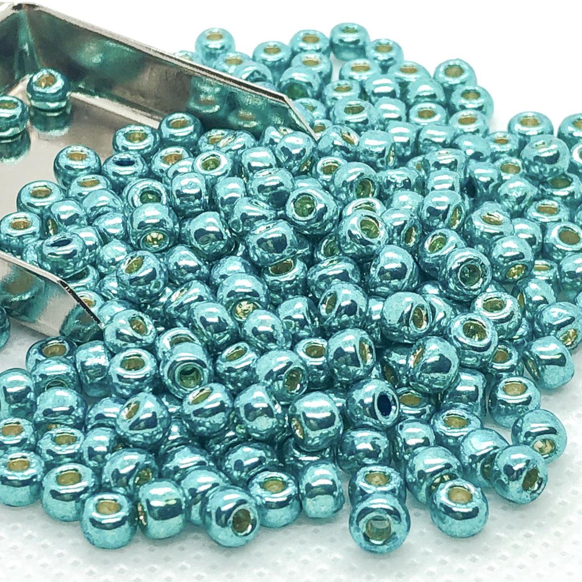 TOHO 6/0 Permanent Finish Seed Beads - Turquoise Galvanized (14g - Approx 180 Pieces)