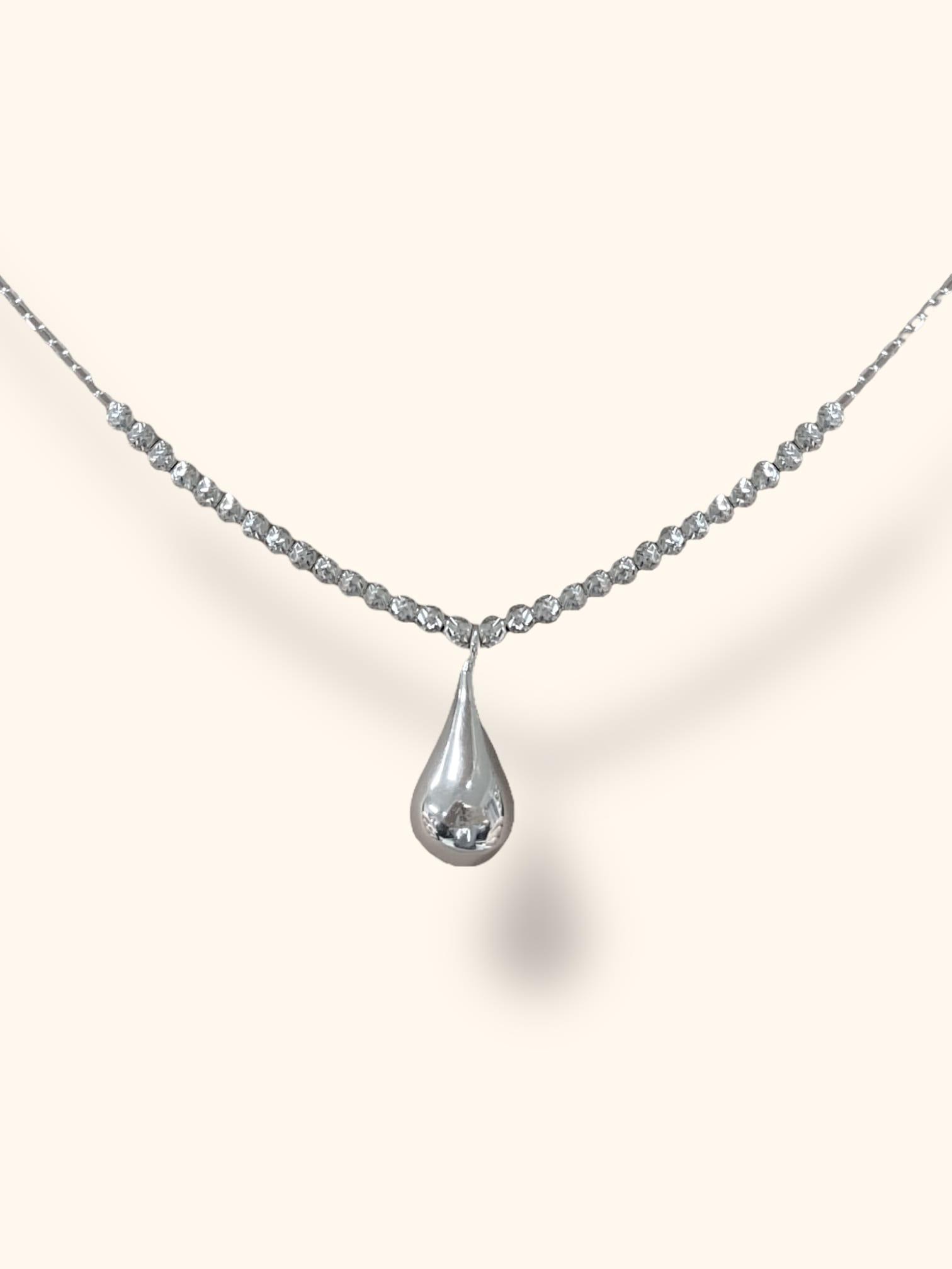 Stunning Silver Teardrop Necklace Kit